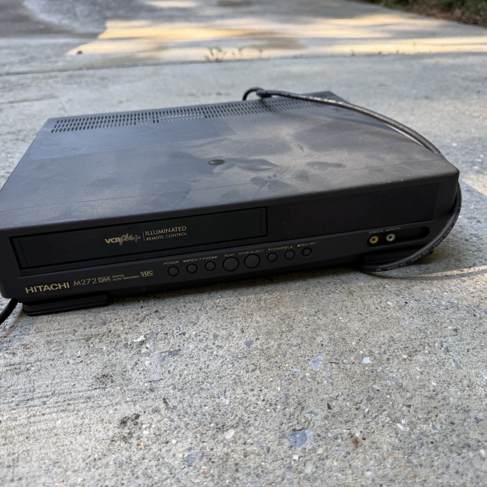 Hitachi VT-M272A VCR VHS Player Black Fair Digital Auto Tracking VCR Plus+‎